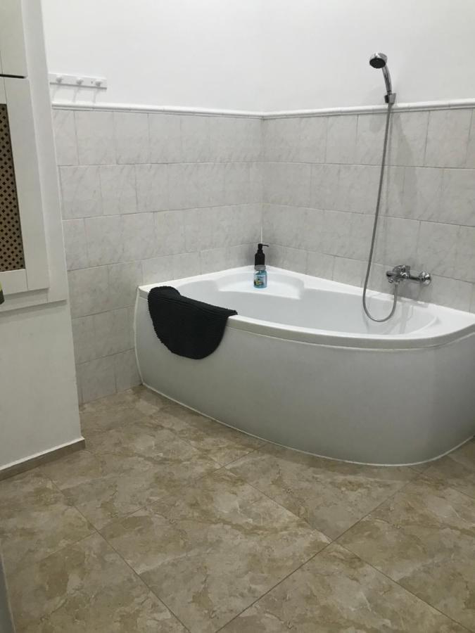 Szenes-House Apartman Budapest Luaran gambar
