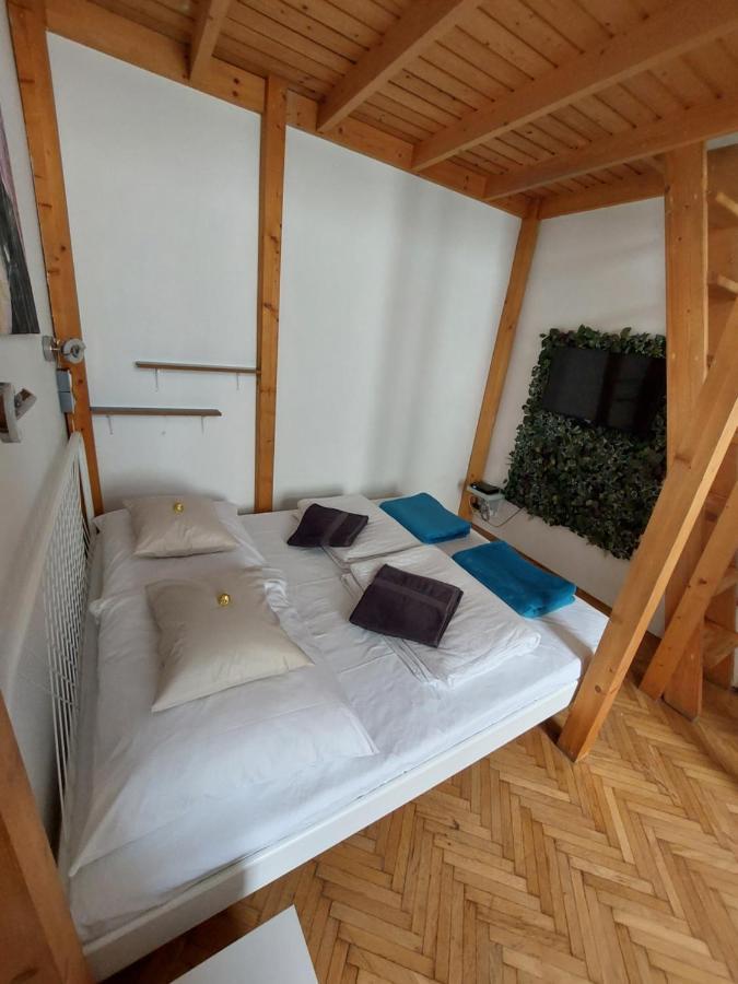 Szenes-House Apartman Budapest Luaran gambar